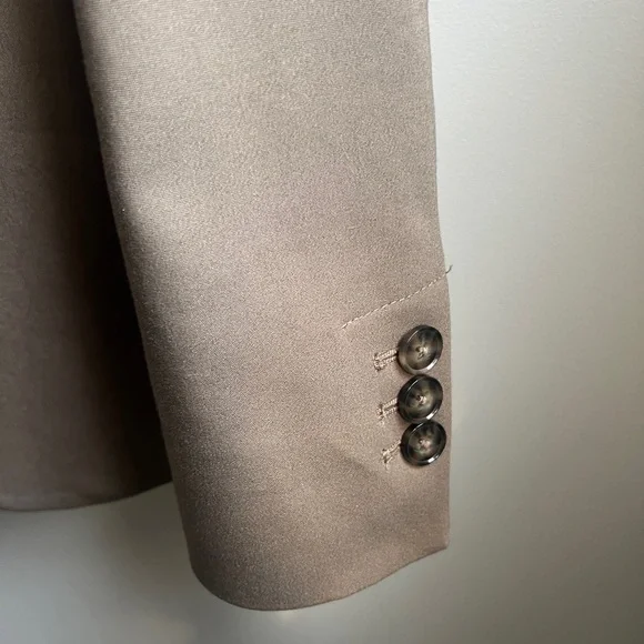 Limitless One-Button Fitted Blazer - Picture 4 of 8